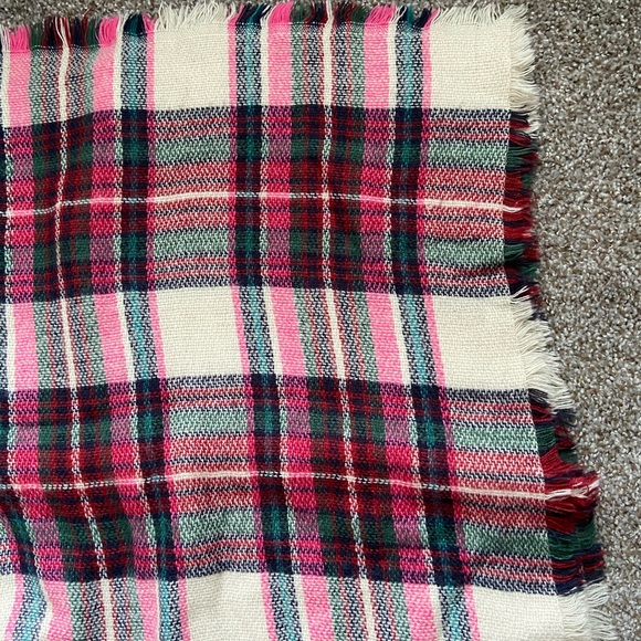 Blanket Scarf - Picture 3 of 3